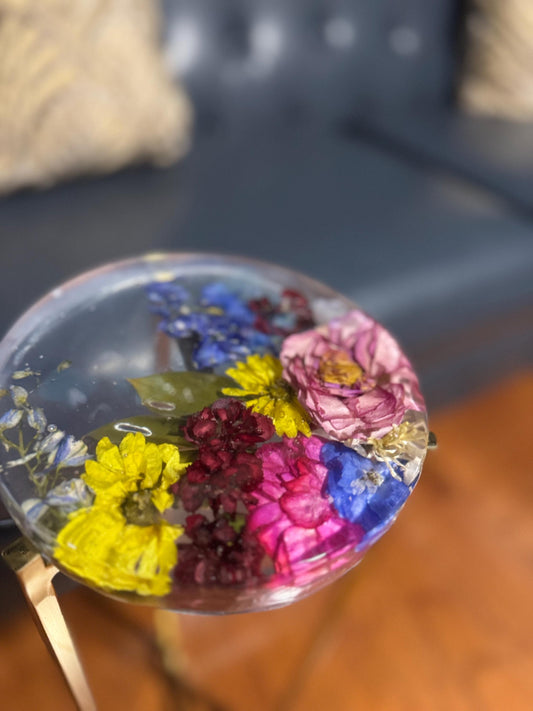 Epoxy resin drink table(side table) with real dried flowers -alcohol and heat-resistant top. Super durable, Customization available.
