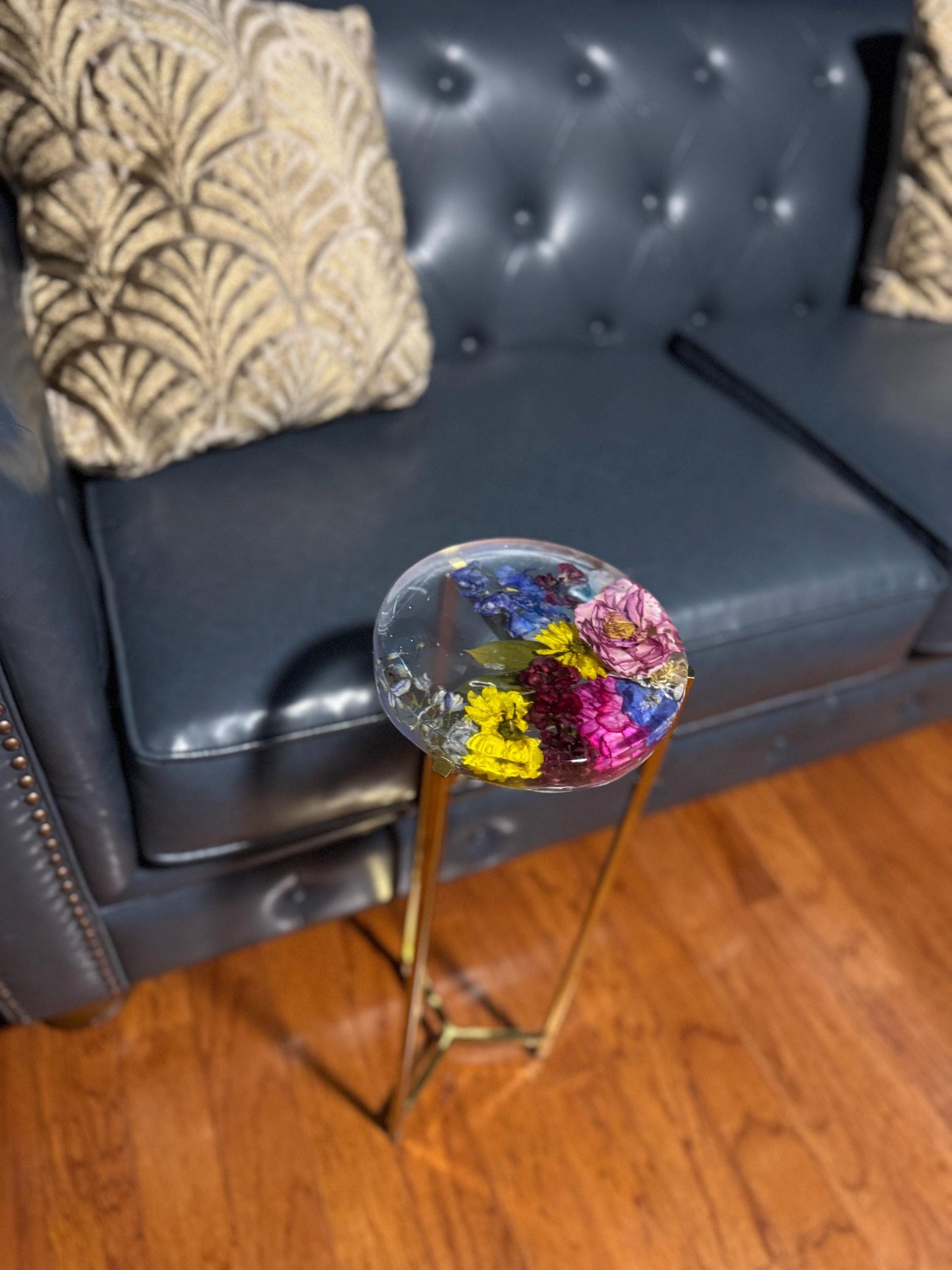 Epoxy resin drink table(side table) with real dried flowers -alcohol and heat-resistant top. Super durable, Customization available.