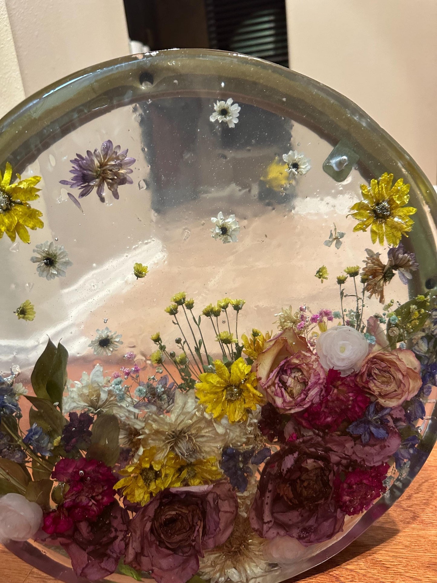 Epoxy resin end side table with real dried flower - large 18”- customization available