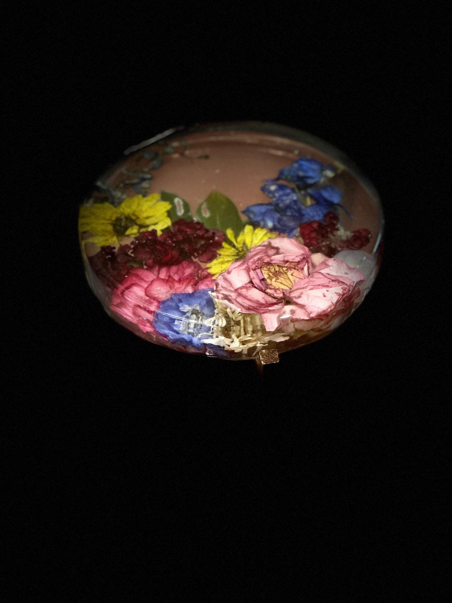 Epoxy resin drink table(side table) with real dried flowers -alcohol and heat-resistant top. Super durable, Customization available.