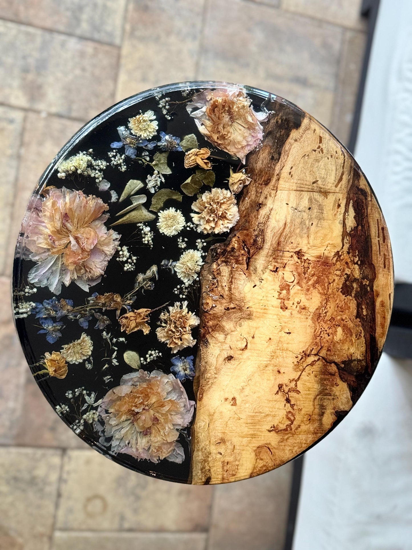 Handmade Live edge epoxy resin flower side table large 18" - heat and alcohol resistant top, customization available. preserve your flowers, bouquets