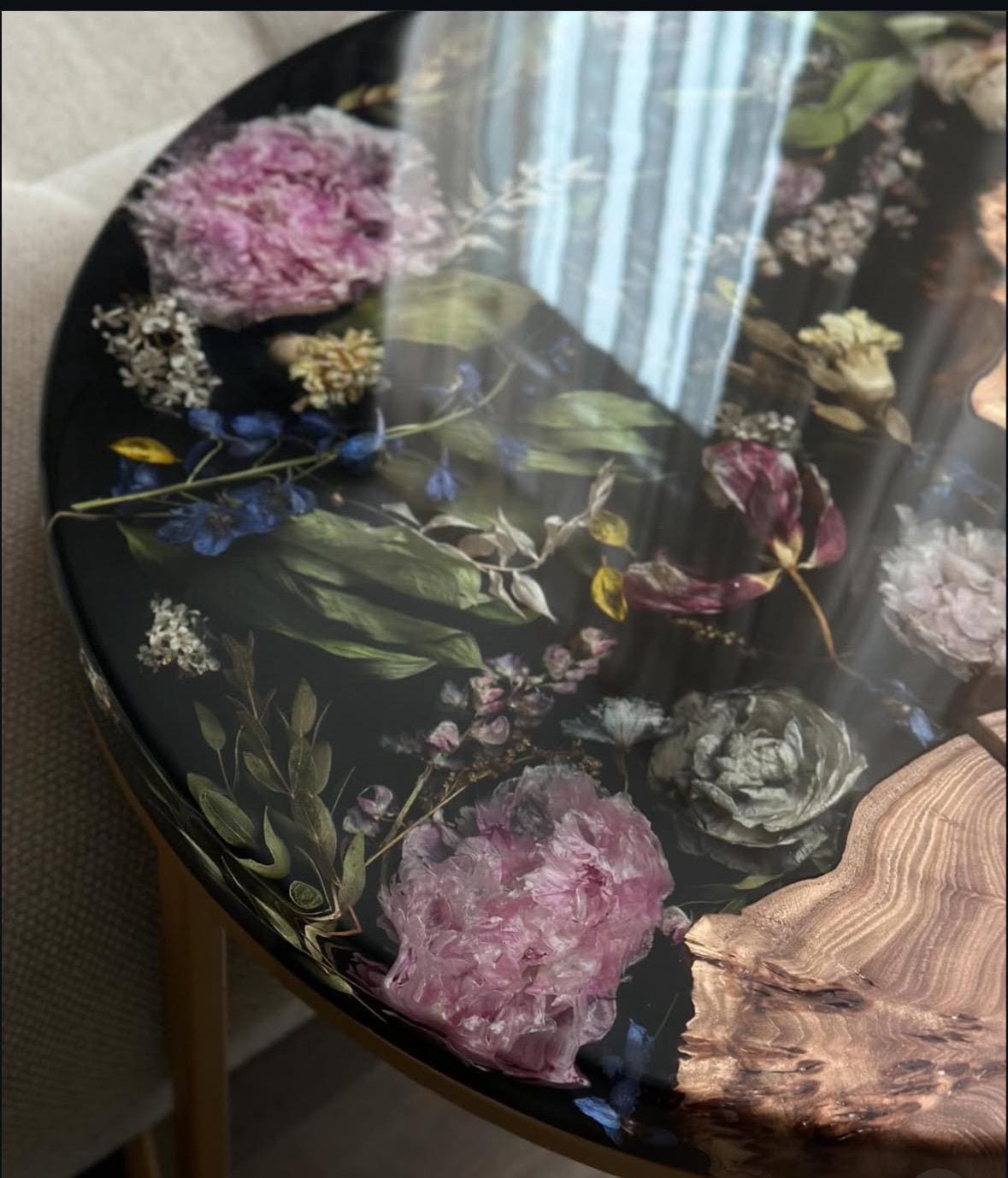 Handmade epoxy resin flower side table large 18" - heat and alcohol resistant top, customization available. preserve your flowers, bouquets